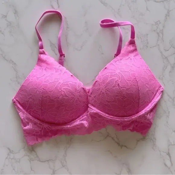 ⭕️ VS PINK Bra Lace Pink Push-Up Medium NEW