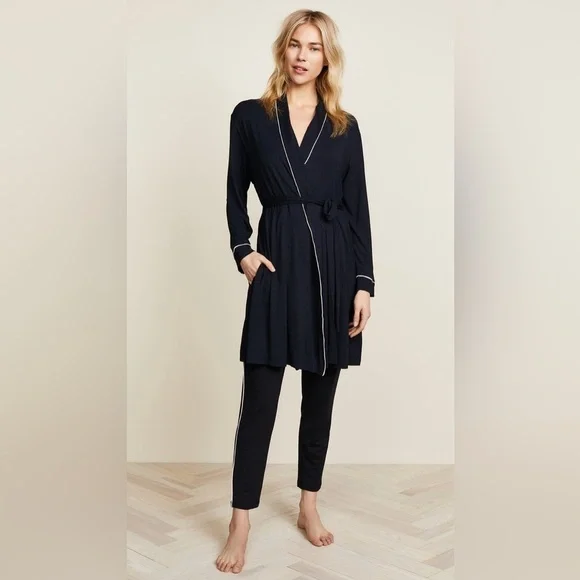 Eberjey Gisele Tuxedo Robe in black with white piping Large