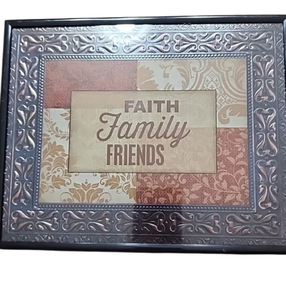 💥4 for $20💥Faith Family Friends Picture