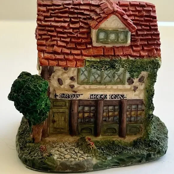 Vintage Dickens Village miniatures “ Crown Tree Inn”
