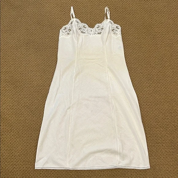 Vintage Wonder Maid Fine Lingerie Slip Dress size 36 Lace Trim Adjustable Straps