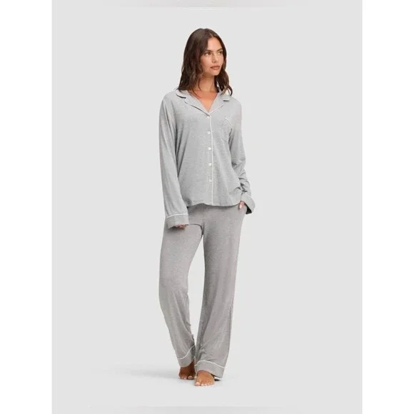 Cozy Earth Women's Bamboo Stretch-Knit Long Sleeve Pajama Set Grey