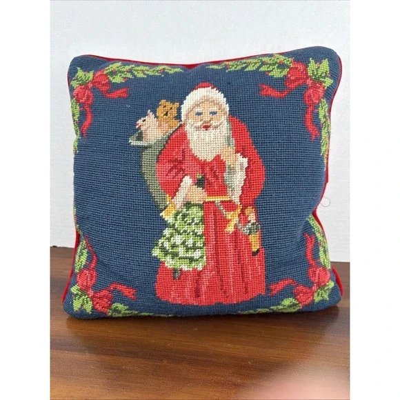 Vintage Christmas Needlepoint Tapestry Old World Santa‎ Pillow 12x12