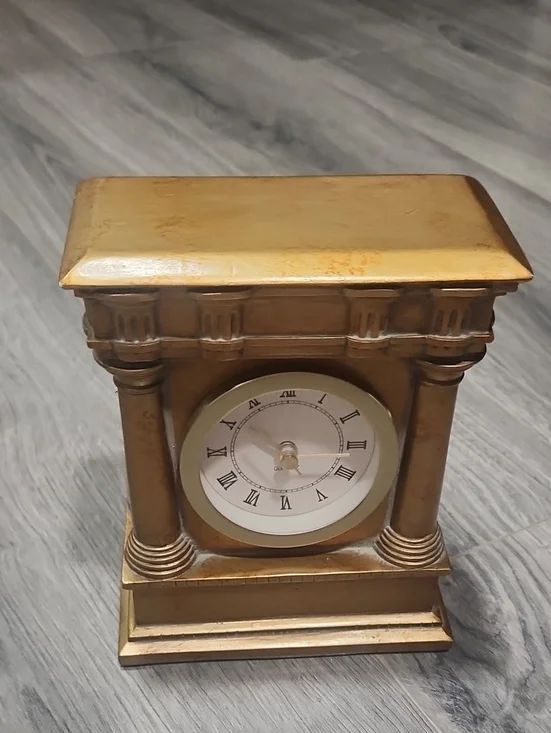 Classic Quartz Heavy Gold Column Mantel Clock