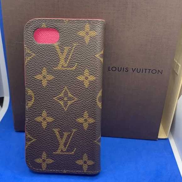 💝 💖 Louis‎ Vuitton monogram iPhone case pink interior 2/5