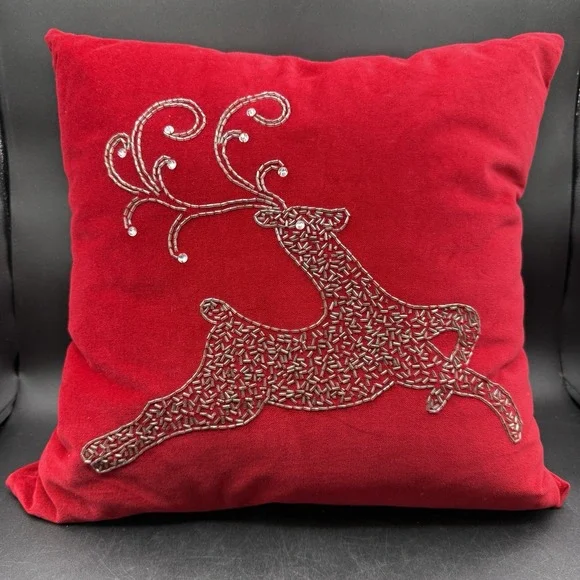 Pier 1 One Red Velvet Holiday Christmas Reindeer Throw Pillow 17