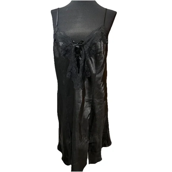 VTG Fredericks of Hollywood Nightie Y2K Nightgown Slip Dress Black Shiny Goth 1X