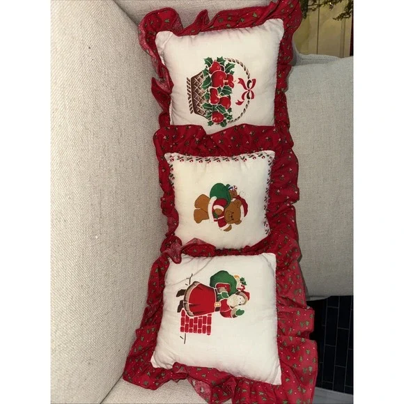 Vintage  Christmas Pillow Country/Farmhouse Square‎ Small Handmade Set Of 3 Cute