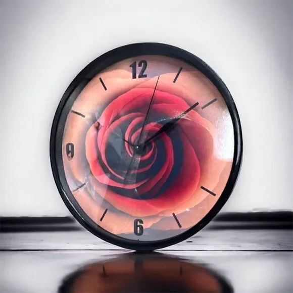 Gorgeous Rose 🌹 Wall Clock l Wall hanging l Battery operated l Hone Decor l NIB