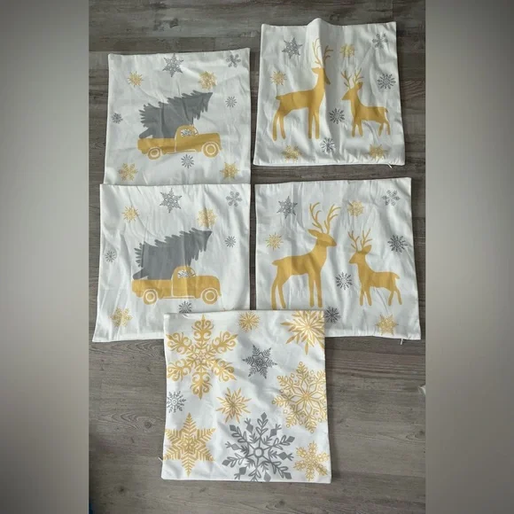 Bundle of 5 Christmas Decor  Pillow Covers🇺🇸