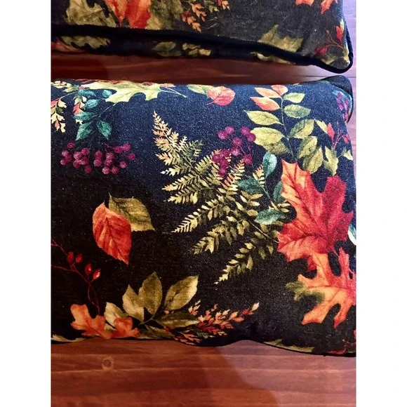 Cynthia Rowley 100% Cotton Fall Leaves Pillows 27
