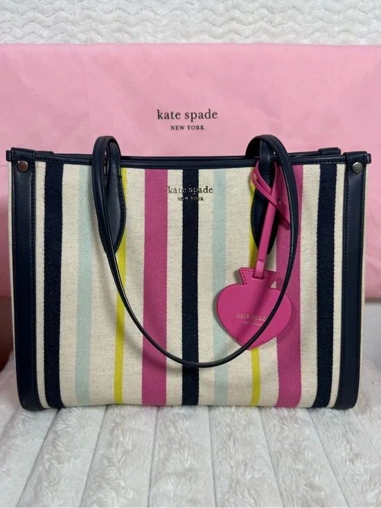 Kate Spade New York Market Breezy Stripe Medium Tote. So Gorgeous and Classic 🧡🤩