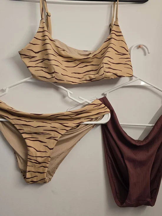 Onia Designer Bikini Trio. Matching Apricot Set W/ Mix N Match Bottoms NeverWorn