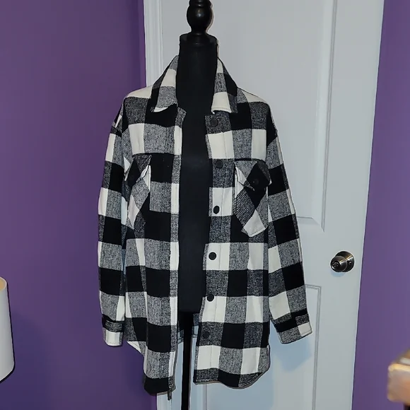 RDI Black and White Plaid Utility Jacket Sz: M