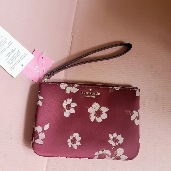 Kate Spade Chelsea The Little Better Floral Large Wristlet, NWT