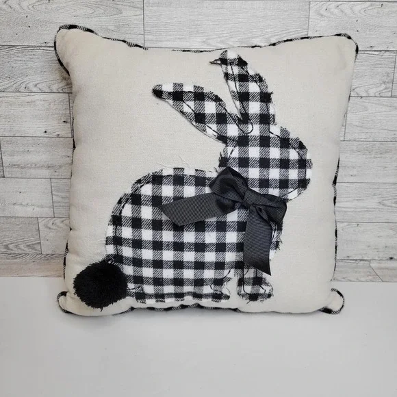 Pier 1 Imports 1 Pillow Bunny Rabbit Black White Gingham13