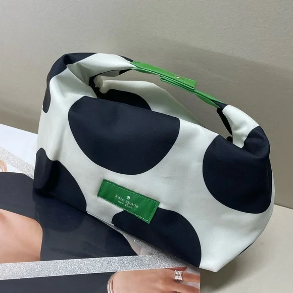 (new) Kate Spade costmetic pouch /travel kit toiletries polka dot