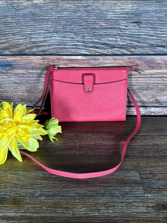 Kate Spade Laurel Way crossbody/clutch/wristlet bag in a vibrant rooster red