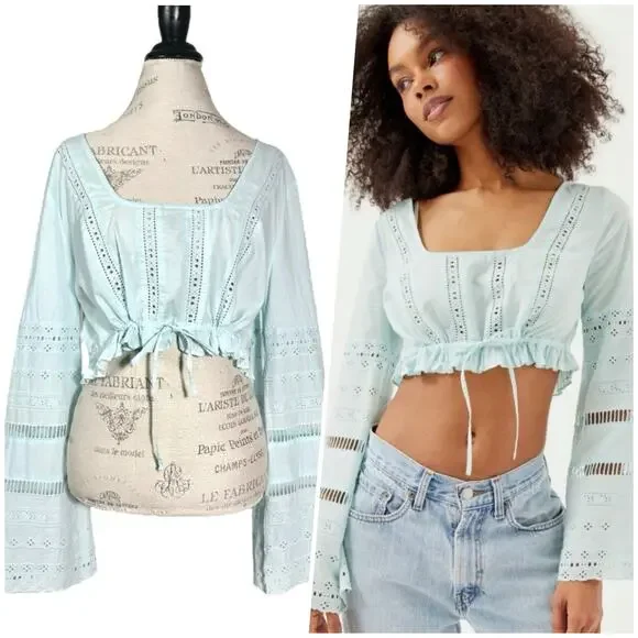 Kimchi Blue UO | Women | Scarlett Broderie Eyelet Cropped Cinch Blouse Top | XL