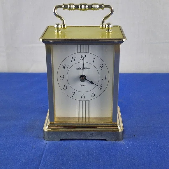 Vintage Seth Thomas CHERISH No. 242 Elegant Gold‎ Tone Mantel Shelf Table Clock
