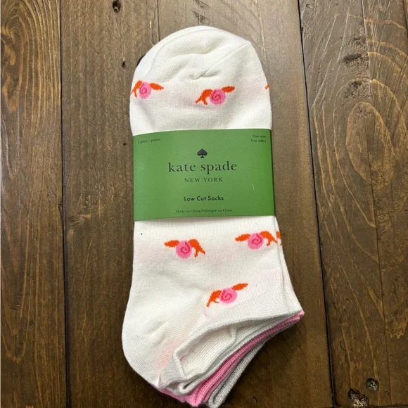 Kate Spade Low Cut White Socks with Pink and Orange Snail Accents 3PK