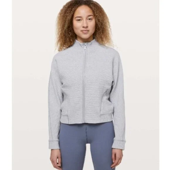 Lululemon Easy Going Jacket Heathered Silverscreen Grey | Size 4
