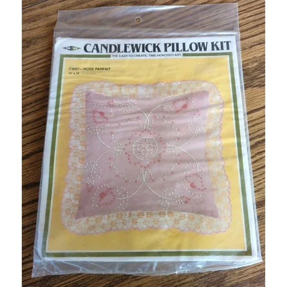 New Sealed Vintage Rainbow Parfait Candlewicking Embroidery Pillow Kit 14 X 14