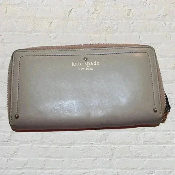 Kate Spade Leather Wallet