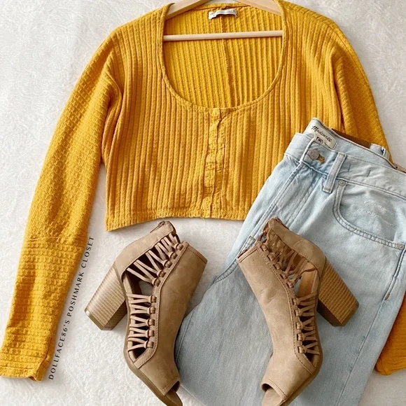UO Cropped Waist Hook & Eye Dolman Knit Top