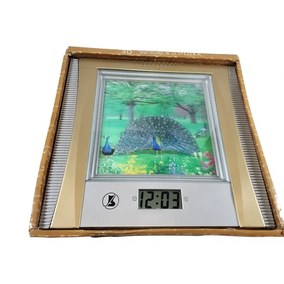 Vintage 3D Peacock Lenticular Motion Picture Digital LCD Wall Clock Gold Frame