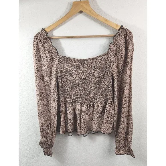Urban Romantics Women's Leopard Print Baby Doll Top Ruffle Sleeves Size Medium