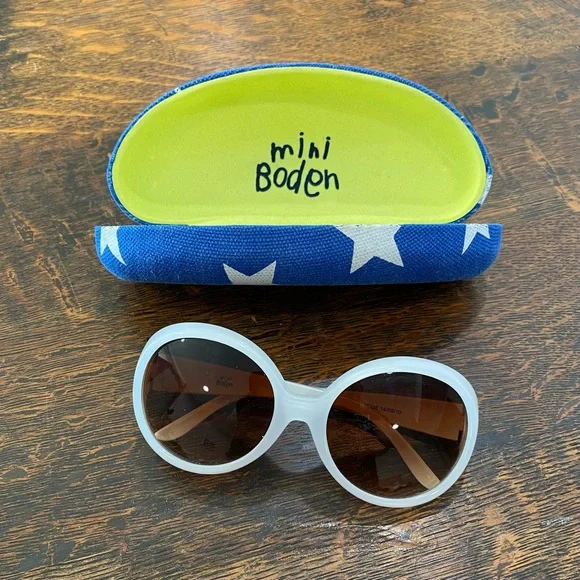 Mini Boden Kids White Sunglasses with Case
