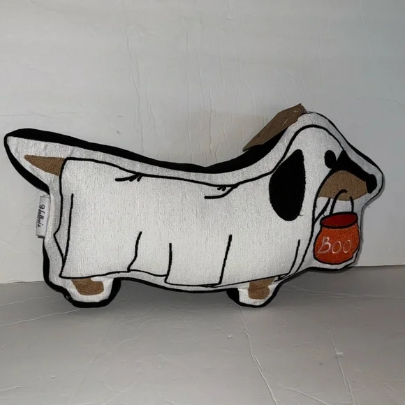 NWT Hallow’s Eve Dachshund Dog Halloween 18” Pillow Ghost Boo
