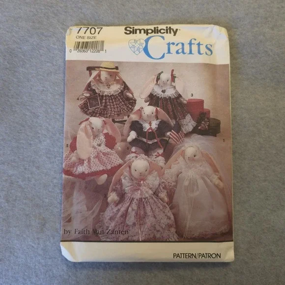Vintage 1991 Simplicity 7707 BUNNY W/ SEASONAL WARDROBE Faith Van Zanten UNCUT