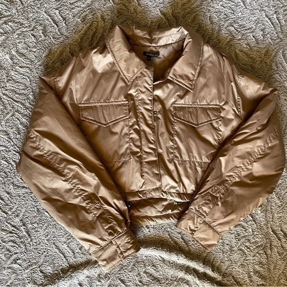 *NWT* Tan Quilted Puffer Jacket with Elastic Cuffs