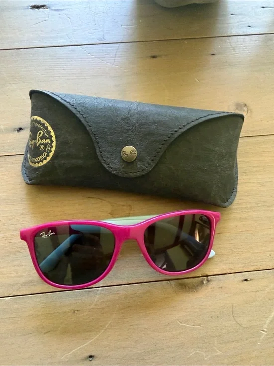 Ray-Ban Kids Disney Stitch Pink/Turquoise Wayfarer Sunglasses with Case