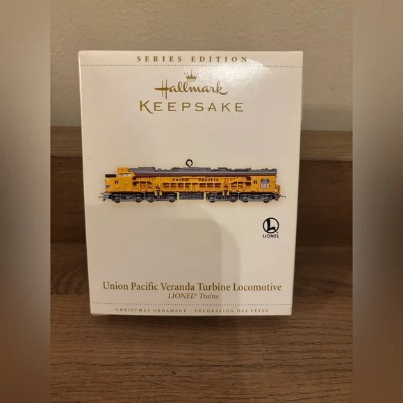 Vintage 2006 Hallmark Ornament-‎ Lionel Union Pacific Veranda Turbine Locomotive