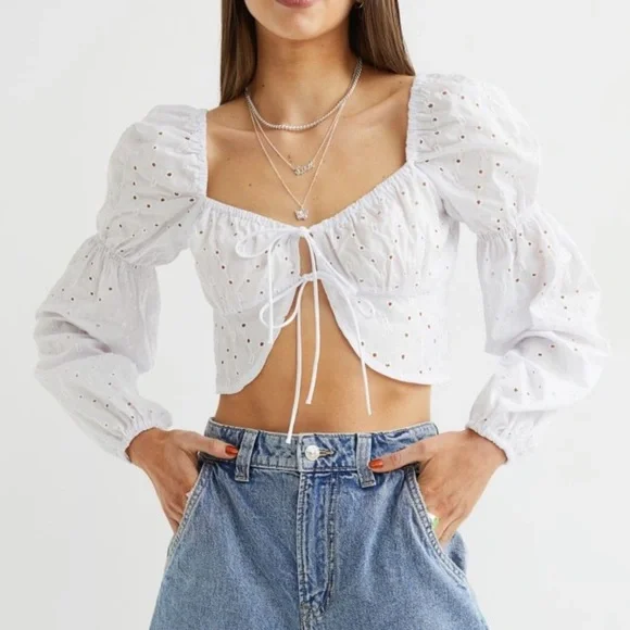 H&M Romantic Cropped Long Sleeve White Top Size Large