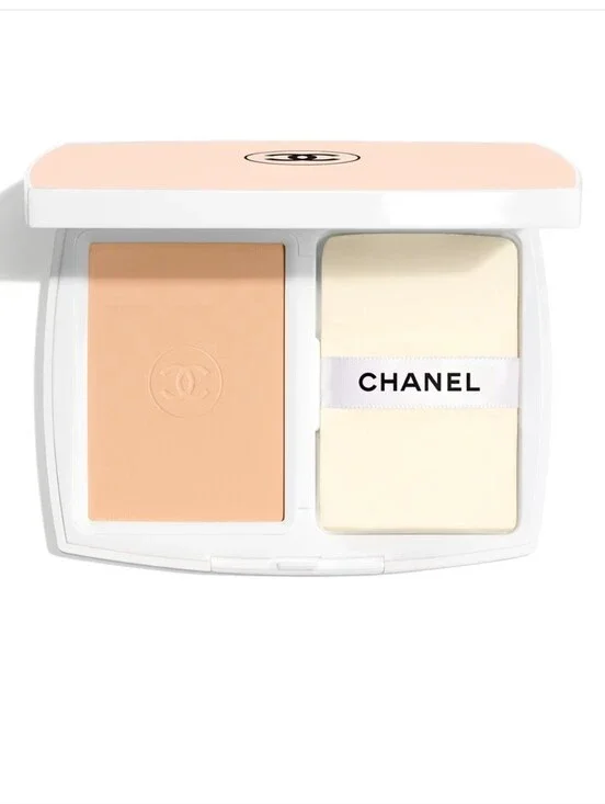 NEW~ CHANEL LE BLANC COMPACT Brightening Compact Foundation~ B30
