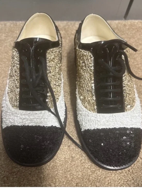 Chanel CC Sequined Colorblock Lace-Up Women's Sneakers in Black, White & Gold