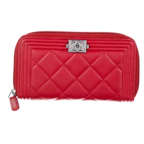 Chanel ‘Boy Chanel Zipped Wallet’