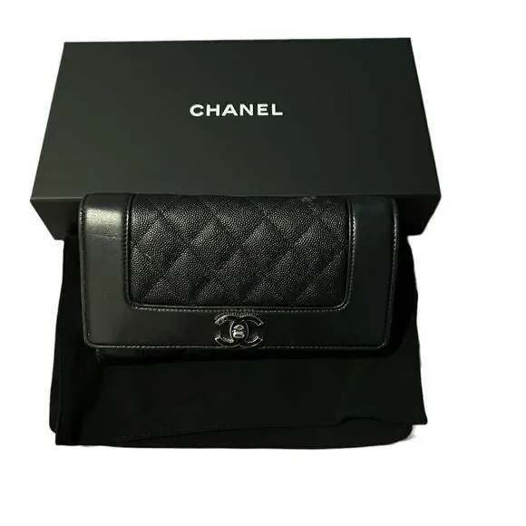 Chanel gusset flap wallet