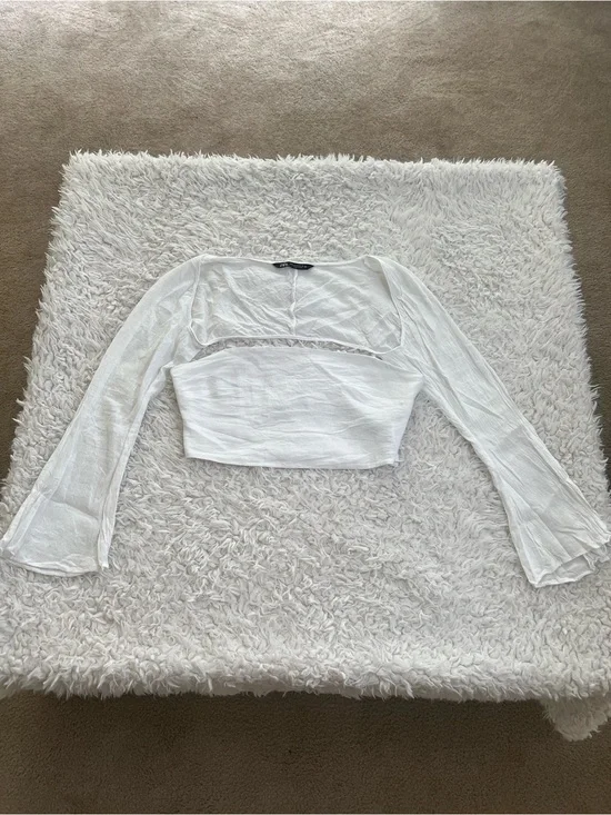 NWOT Zara White Crop Top Long Sleeve Cover Sz Medium BOHO Festival
