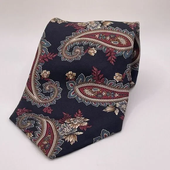 VTG Sutter and Grant Black Paisley 100% Silk Men's Neck Tie  USA Long‎ 61