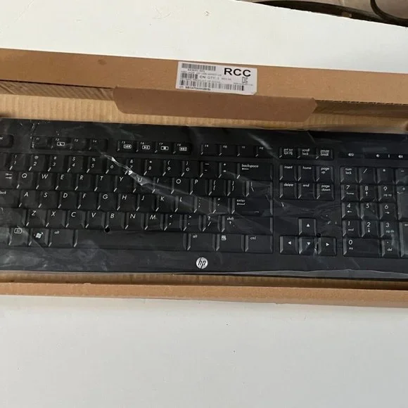 hp Keyboard Model KB38211 Wired QWERTY Desktop Computer PC Keyboard Black USB
