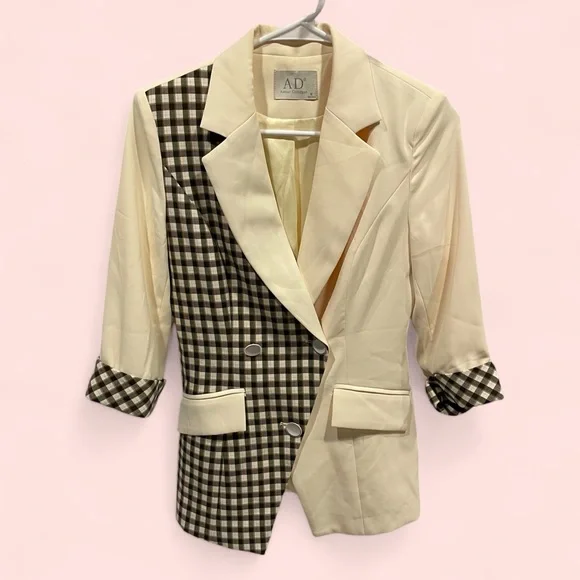Cream and plaid preppy blazer with stretch pockets preppy casual cool