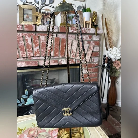 Chanel Chevron Envelope Flap Bag – Black Lambskin – Gold Hardware‎