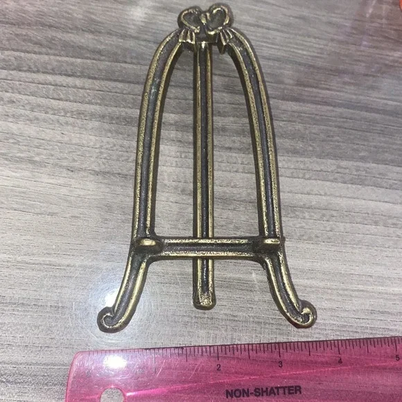 Vtg Ornate Brass‎ Victorian Table Top Display Easel Art plate or Photo Stand