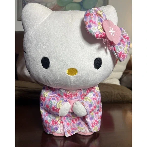 Hello Kitty Authentic Sanrio 2014 11