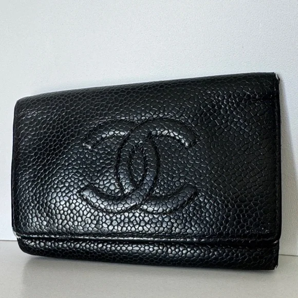 CHANEL CC Vintage Caviar Leather 6 Ring Key Case Authentic